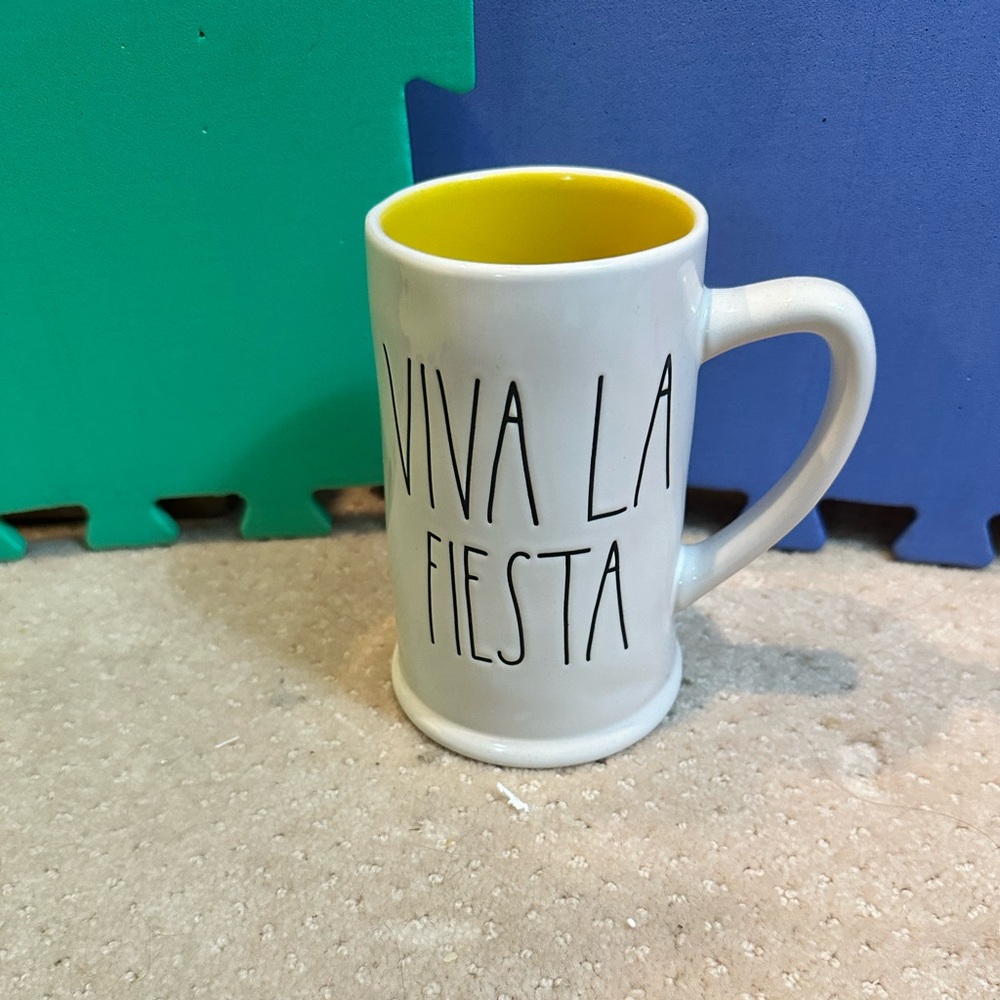Rae Dunn Viva La Fiesta mug